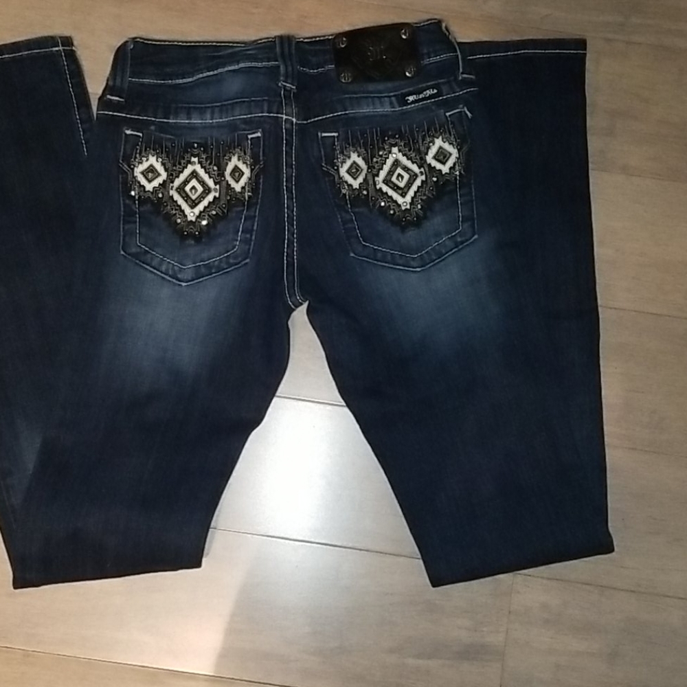 Miss me Jean's 27